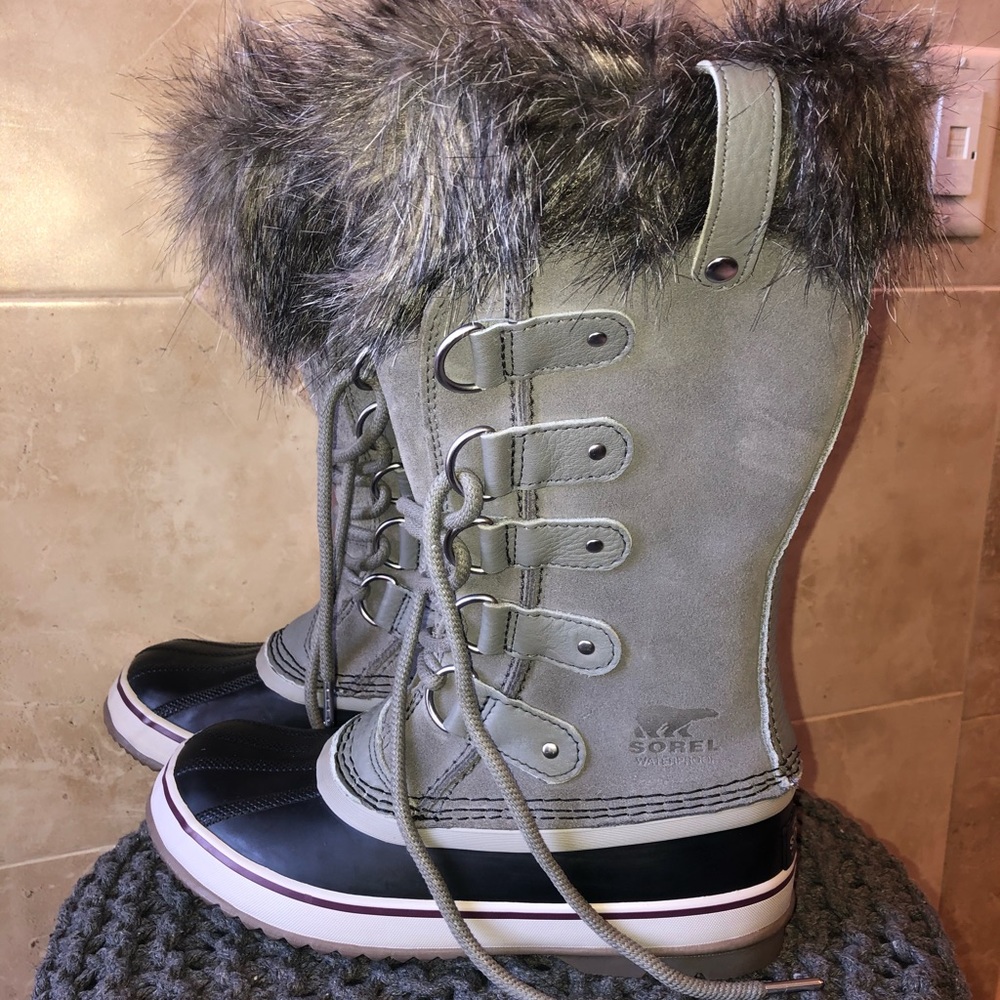 Sorel boots 💫 SALE💫